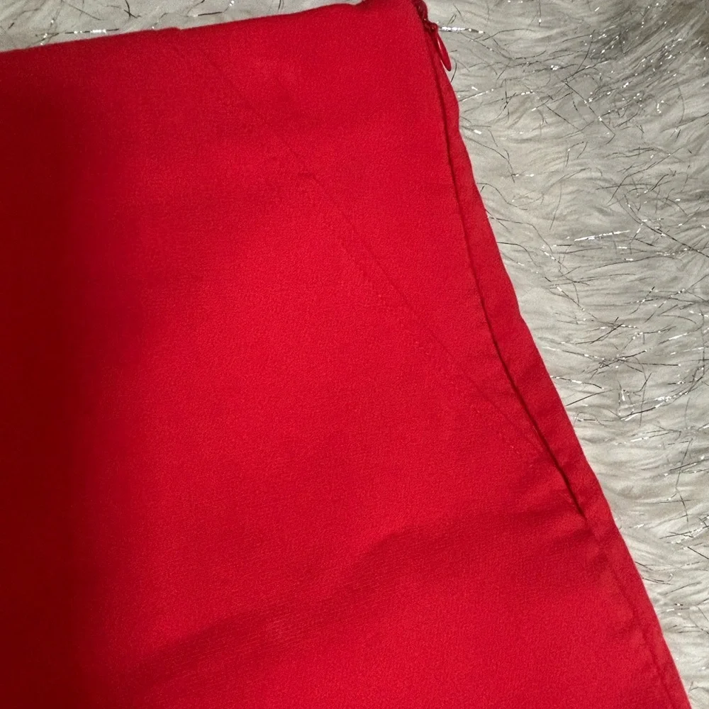 Zara Red Skirt Shorts with detail on the lower part of the Front Size USA L EURL